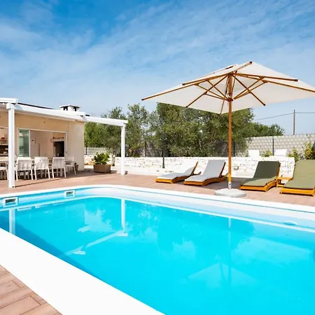 Skriveni Dragulj - A Peaceful Oasis With A Sea View *