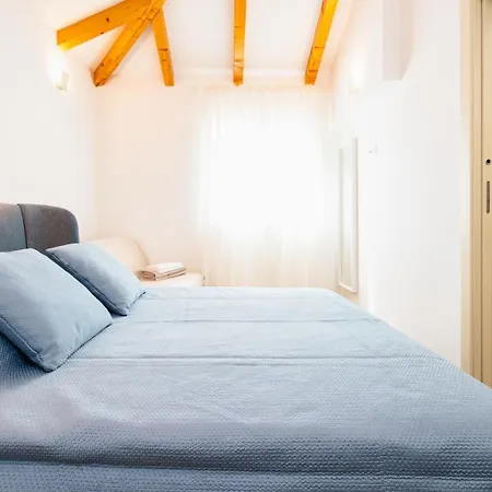 Skriveni Dragulj - A Peaceful Oasis With A Sea View Villa Trogir