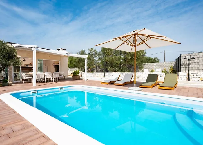 Skriveni Dragulj - A Peaceful Oasis With A Sea View *
