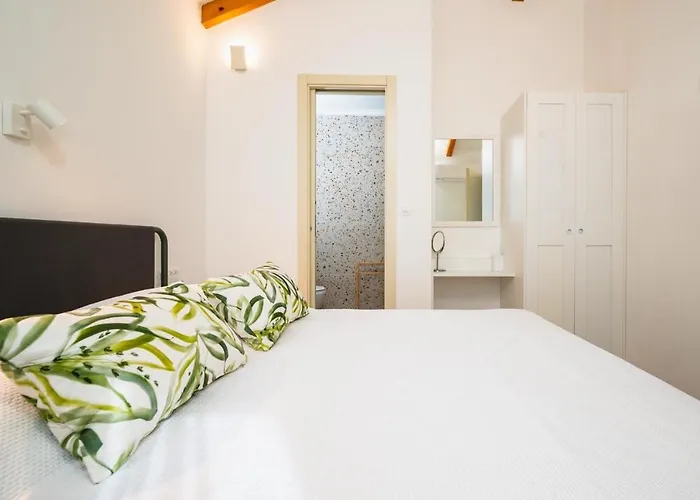 Skriveni Dragulj - A Peaceful Oasis With A Sea View Вилла *