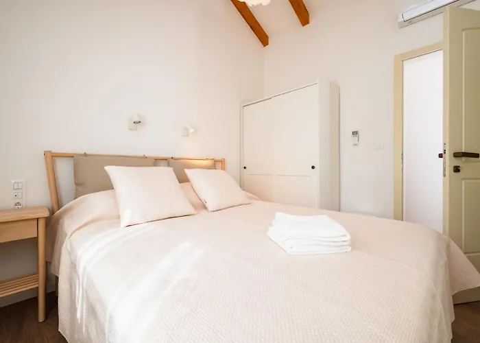 Вилла Skriveni Dragulj - A Peaceful Oasis With A Sea View *