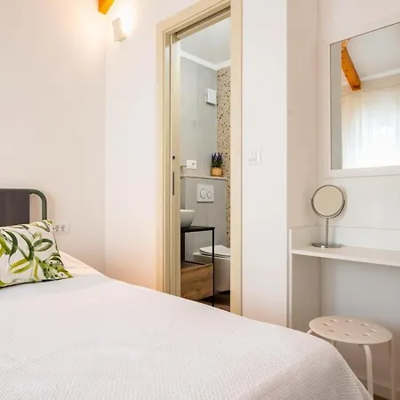 Skriveni Dragulj - A Peaceful Oasis With A Sea View ヴィラ *