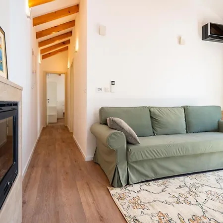 Skriveni Dragulj - A Peaceful Oasis With A Sea View